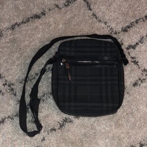 Burberry crossbody messenger bag
